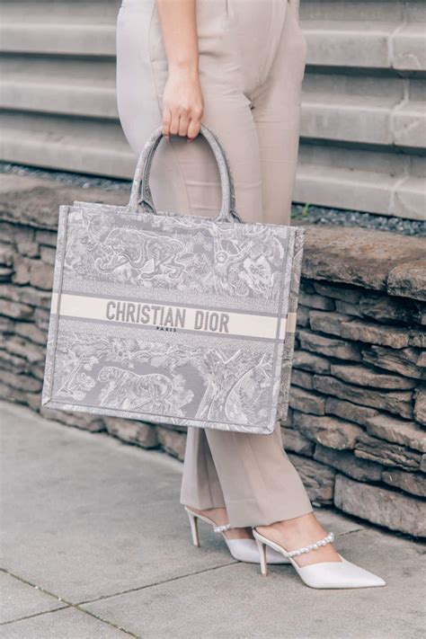 christian dior tote bag dupe vs real|christian dior handbags knock off.